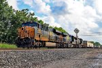 CSX 990 on M-404